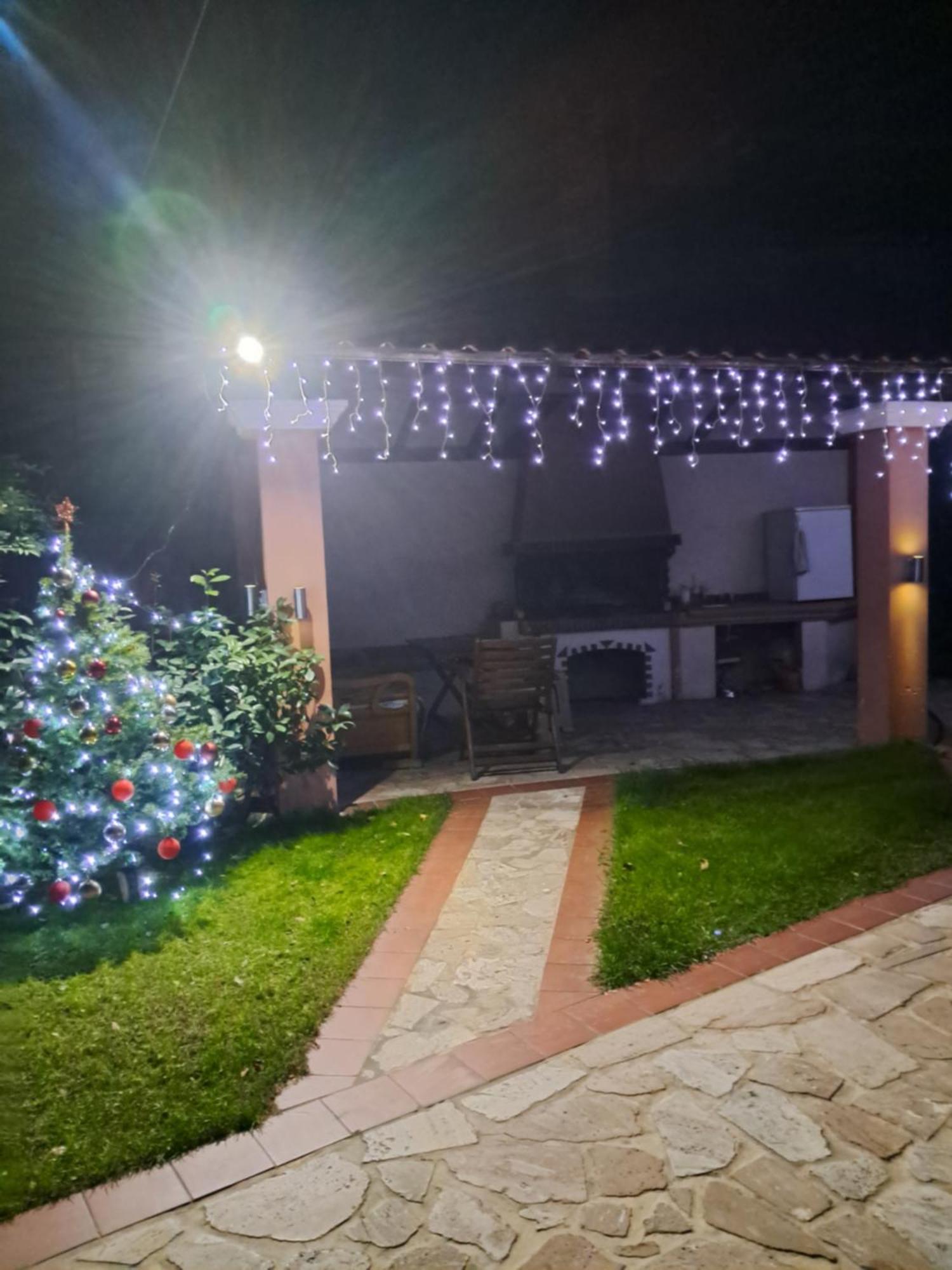 Erodios Guesthouse Като-Лутракі Екстер'єр фото