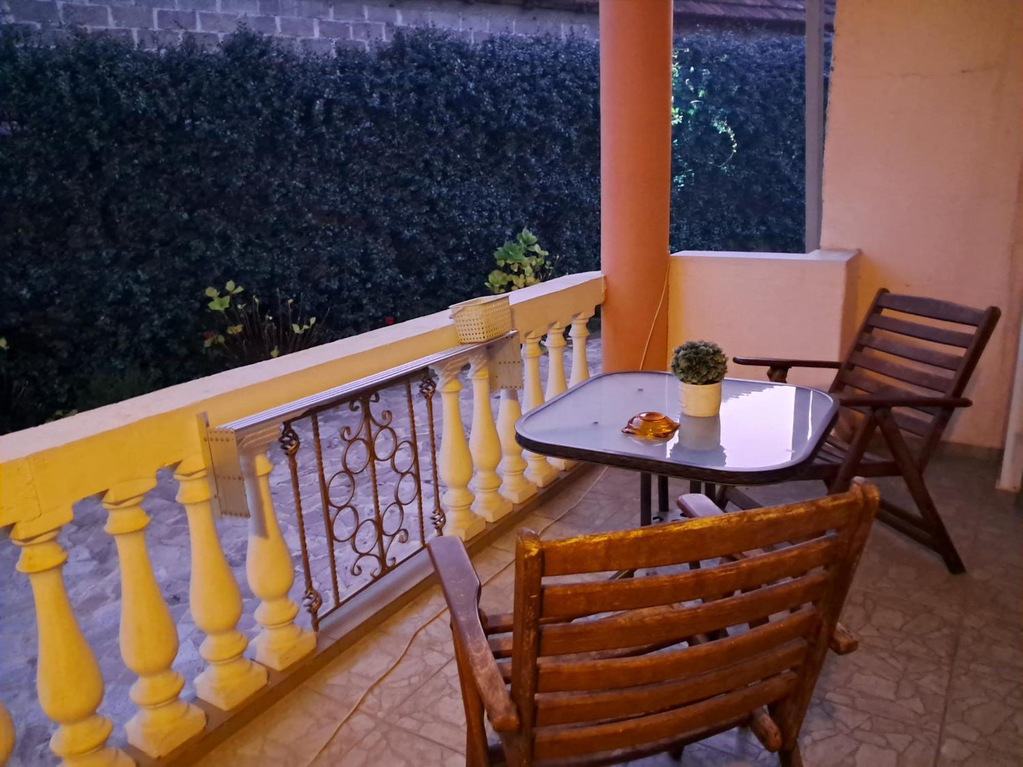 Erodios Guesthouse Като-Лутракі Екстер'єр фото