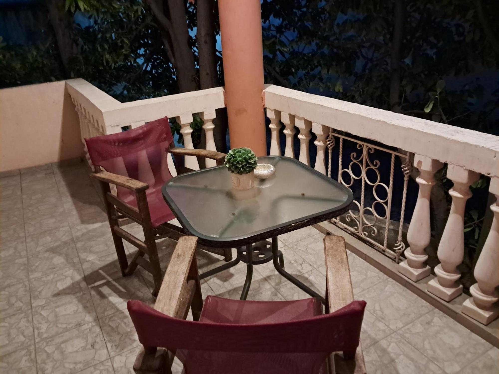 Erodios Guesthouse Като-Лутракі Екстер'єр фото