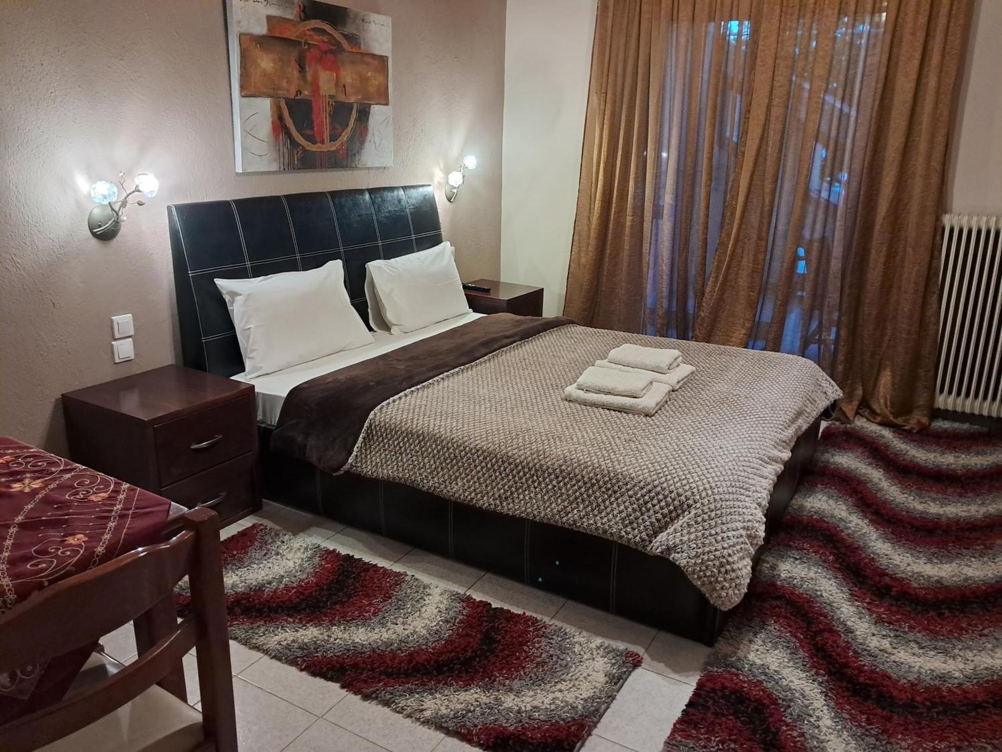 Erodios Guesthouse Като-Лутракі Екстер'єр фото